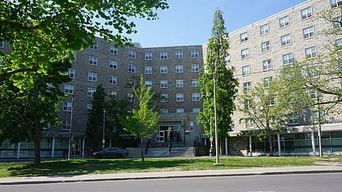 Queen's University 사진 3